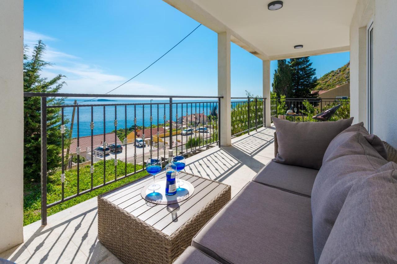 Golden Seaview Holiday Home Млини Екстер'єр фото