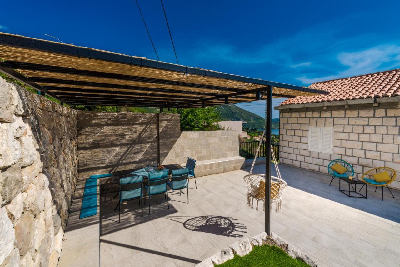 Golden Seaview Holiday Home Млини Екстер'єр фото